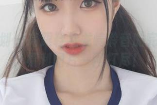 紧急企划 – 高跟鞋与龙崎聆音的完美配合，福利图片一网打尽！