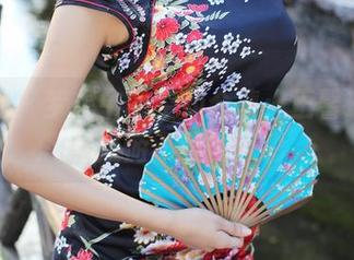 美媛馆 – 梦想中的空姐合集：王馨瑶引领你漫游不羁的云彩