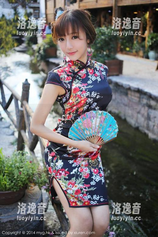 美媛馆 - 梦想中的空姐合集：王馨瑶引领你漫游不羁的云彩