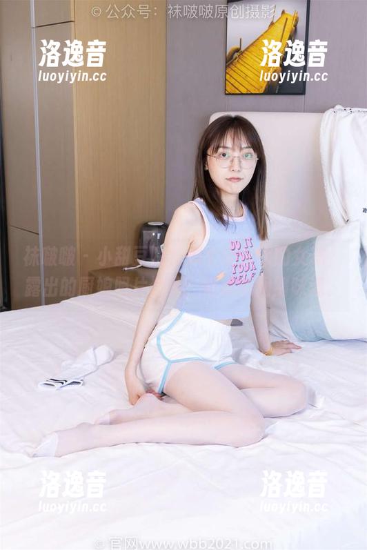 袜啵啵-小甜豆 袜啵啵 - 小甜豆呢,那个爱做饭的女孩,露出的厨娘照片合集,好像能闻到味道。