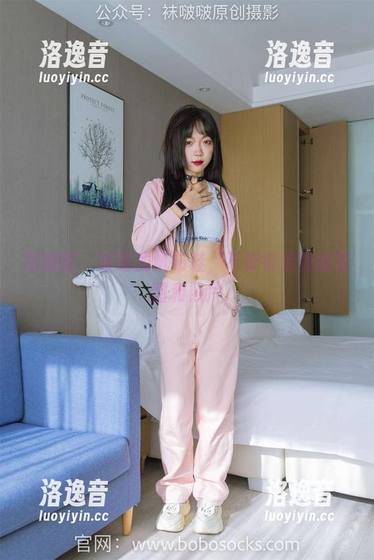 袜啵啵-瑶瑶 袜啵啵 - 瑶瑶的帆布鞋,不穿会后悔的美图和照片