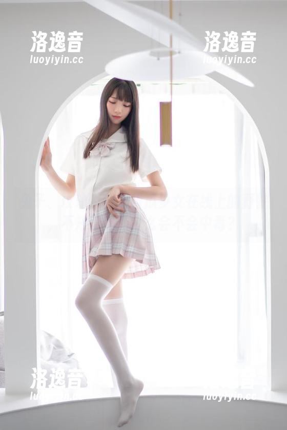 西瓜少女 兔子、玫瑰、然后西瓜少女在线上的野餐,不知道吃到什么会不会中毒?