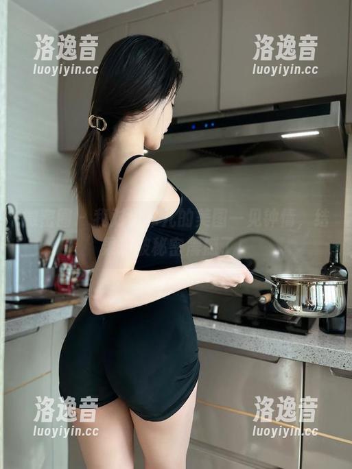 金希儿 微密圈 - 我对金希儿的美图一见钟情,结果却被秘密震撼了!