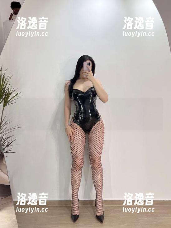 微密圈 - 铁锤姐姐的花嫁私拍没有底线，资源要不要来一发？