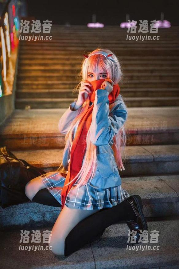 阿薰kaOri 阿薰kaOri水手服写真合集——假装在海上驰骋,私底下其实就是个沙滩迷!