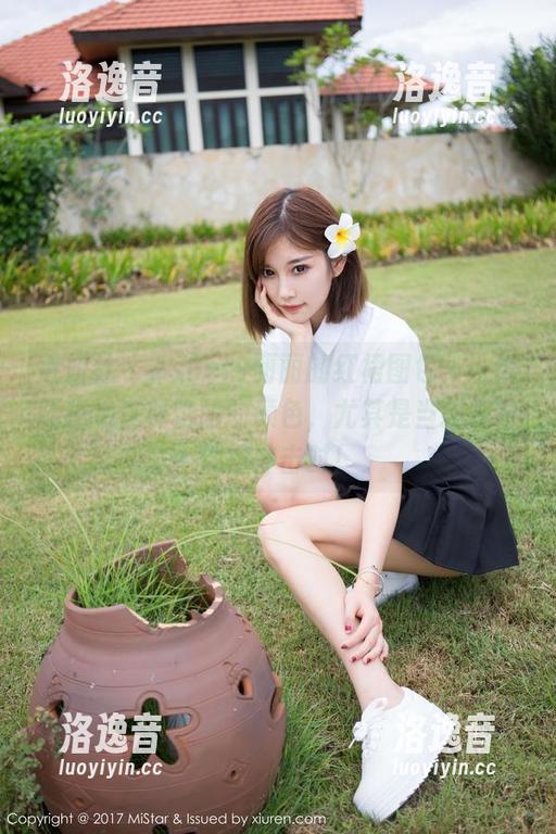 魅妍社-Ashely丽丽 魅妍社 - Ashely丽丽的红裙图包——谁能拒绝这样艳丽的颜色,尤其是当我视线都被冲击时!